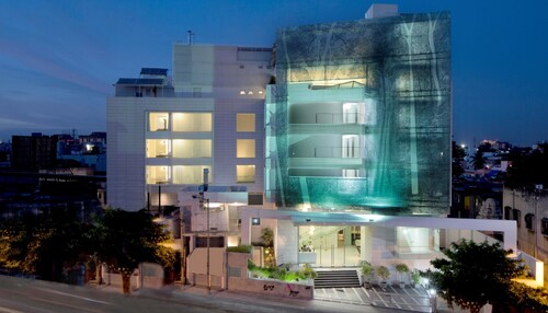 w-100 hotel_img