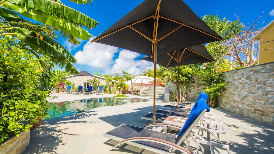 Kokomo Botanical Resort - Caribbean Family Cottages