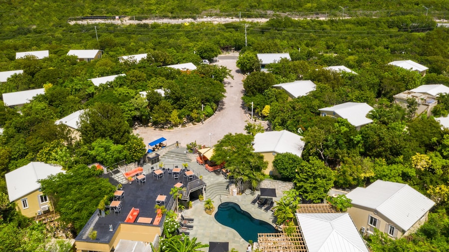 Kokomo Botanical Resort - Caribbean Family Cottages