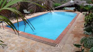 Piscine extérieure