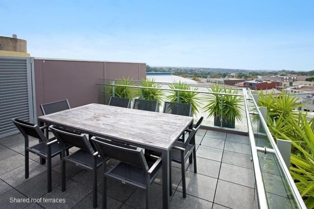 Wyndel Apartments - Clarke Street