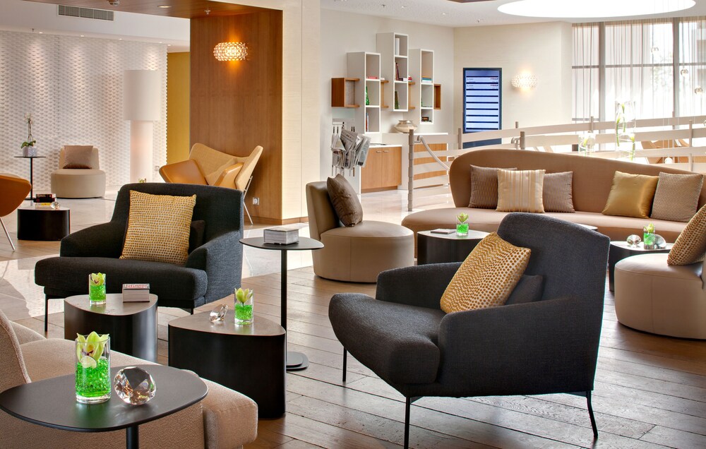 Hotel Renaissance Aix En Provence : Hotel Renaissance Aix En Provence Linkedin / Maybe you would like to learn more about one of these?