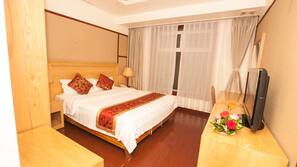 Pillowtop beds, minibar, in-room safe, desk