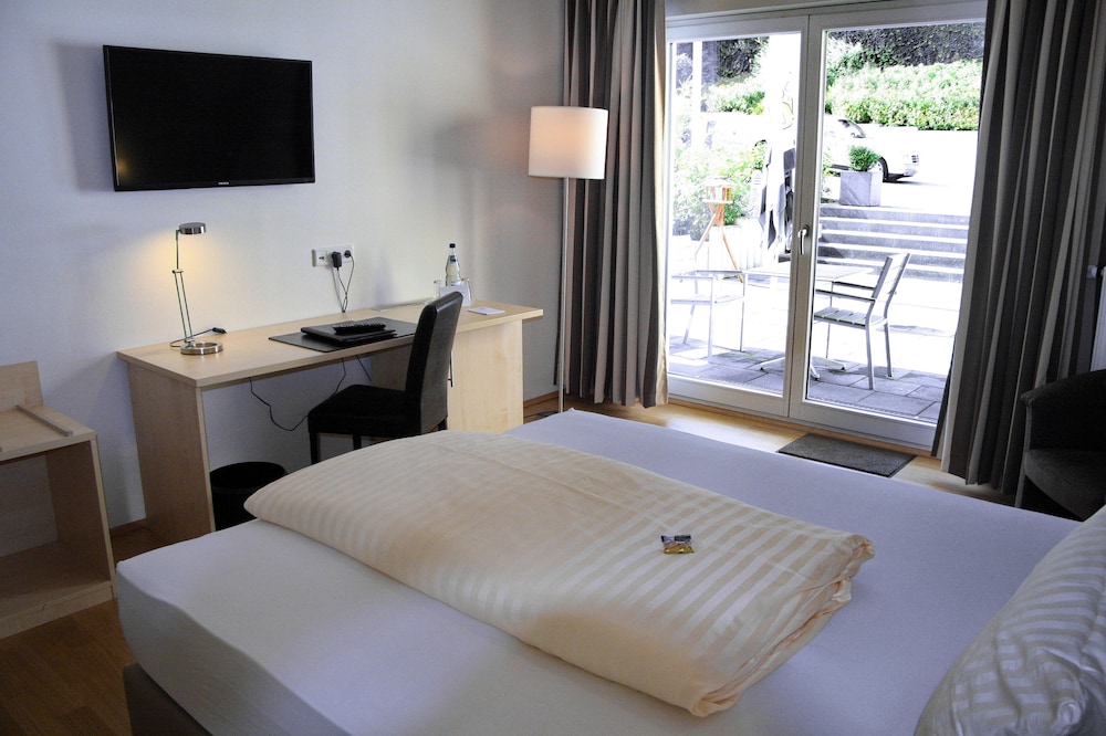 Hotel Restaurant Sebastianushof In Bonn Germany Expedia - 