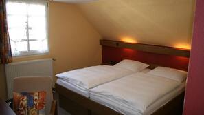 Couette en duvet d'oie, coffre-forts dans les chambres, bureau