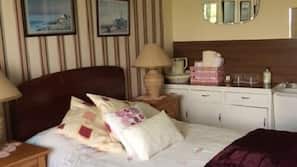 Iron/ironing board, free WiFi