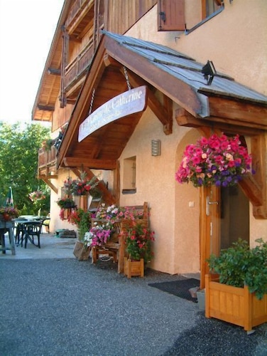 Auberge De Catherine in Puy-Saint-Pierre, France
