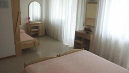 Hotel K2 Numana Italia Expediait