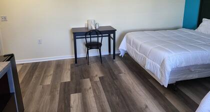 Budget Inn And Suites