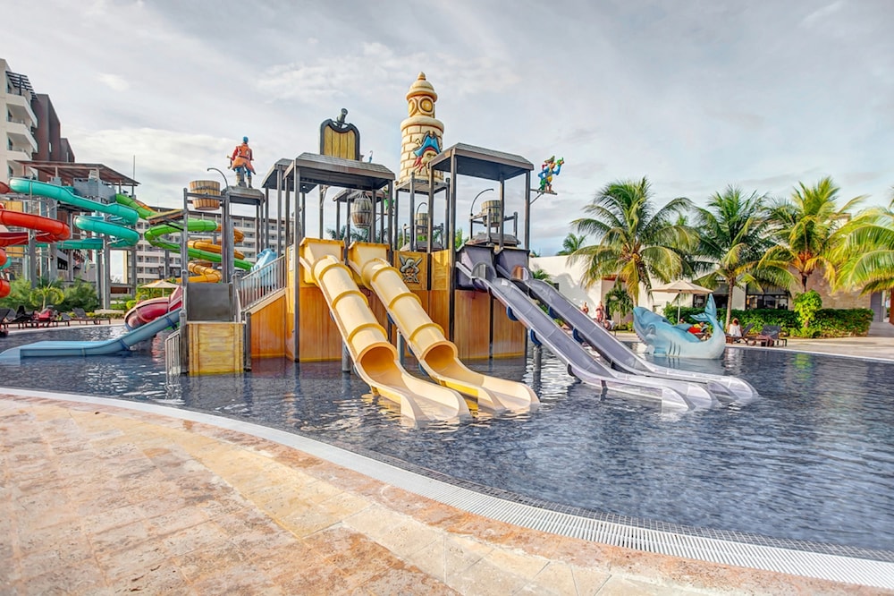 royalton white sands resort & spa all inclusive