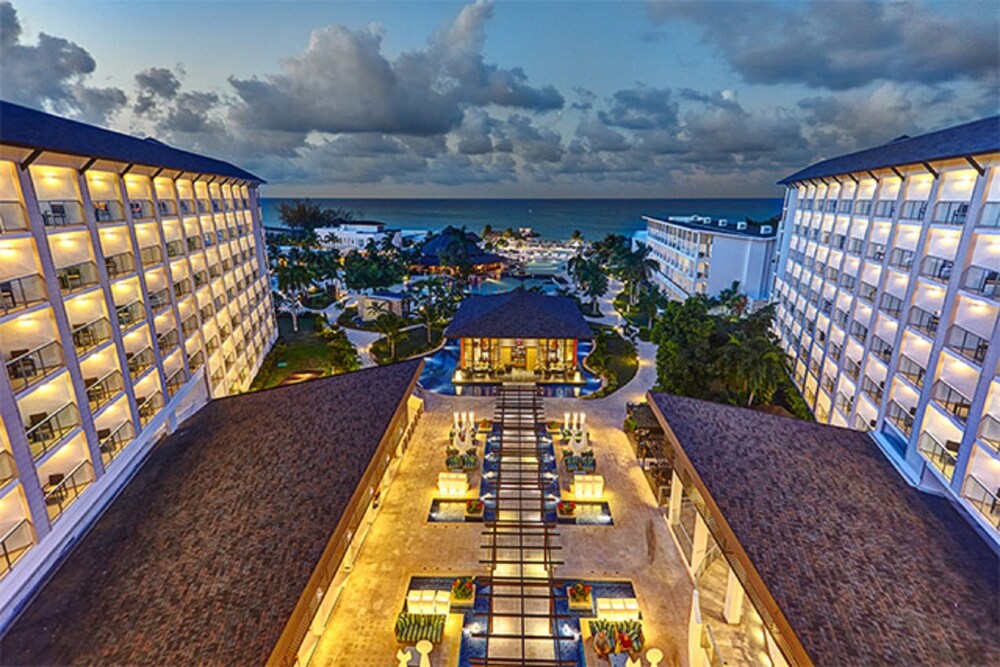 royalton white sands resort & spa all inclusive