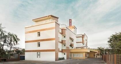 Hotel Dois H