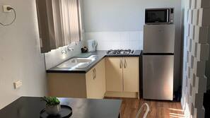 Microwave, coffee/tea maker