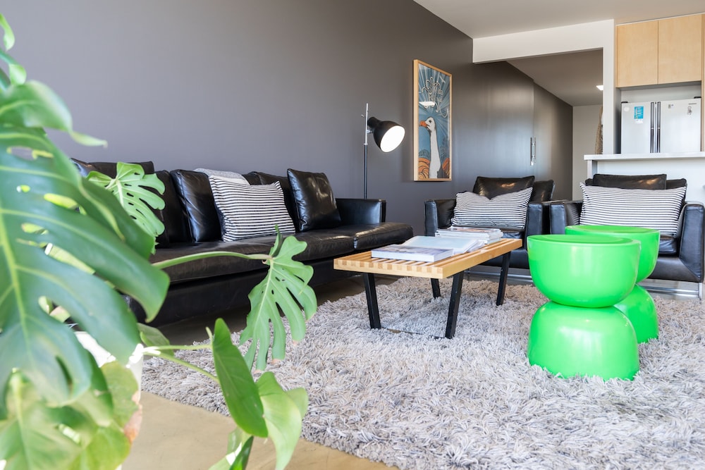 Aquabelle Apartments