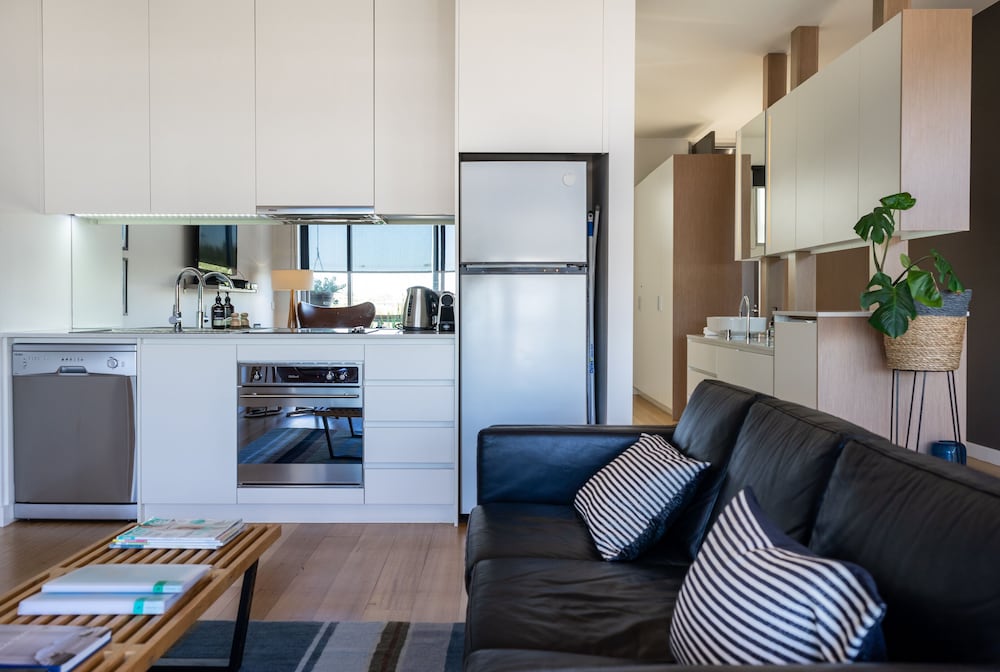 Aquabelle Apartments