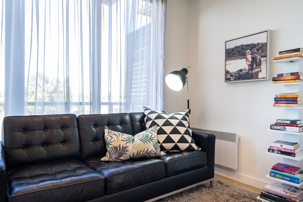 Aquabelle Apartments