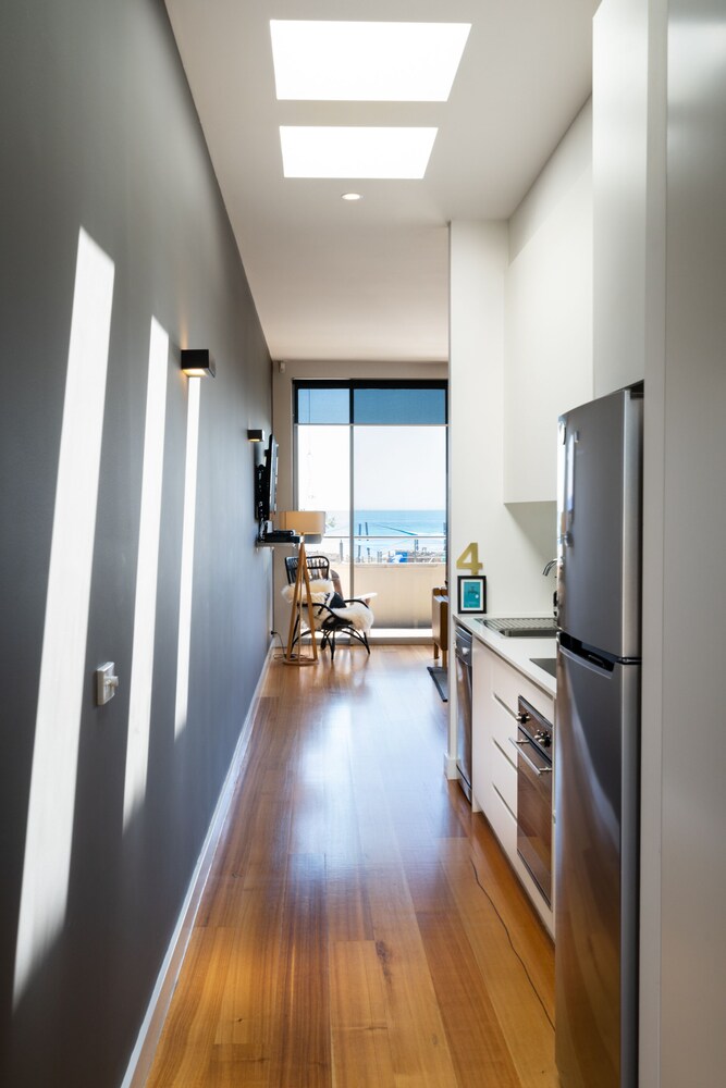 Aquabelle Apartments