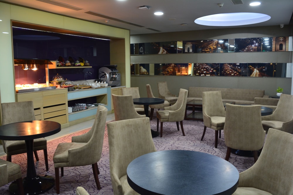 Holiday Inn New Delhi International Airport, an IHG Hotel in Delhi