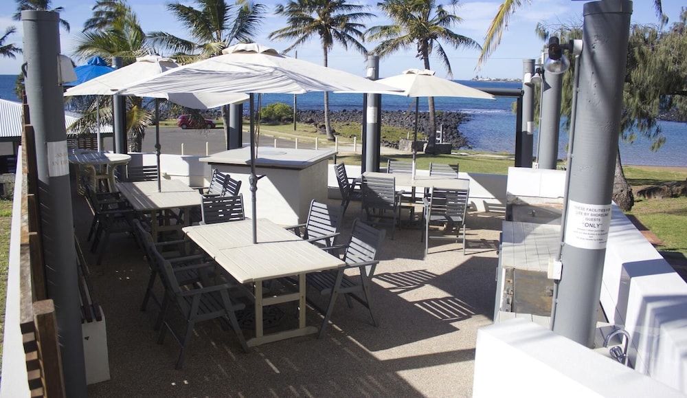 Bargara Shoreline Serviced Apartments Bundaberg Aus Best Price Guarantee Lastminute Com Au