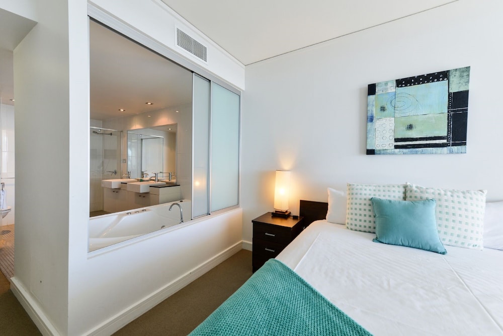 C Bargara Resort 2018 Room Prices Deals Reviews Expedia Exterior Detail Featured Image Guestroom