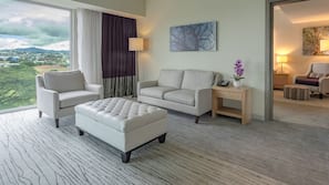 Premium bedding, minibar, in-room safe, desk