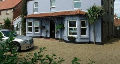 Hooray Henrys Sheringham