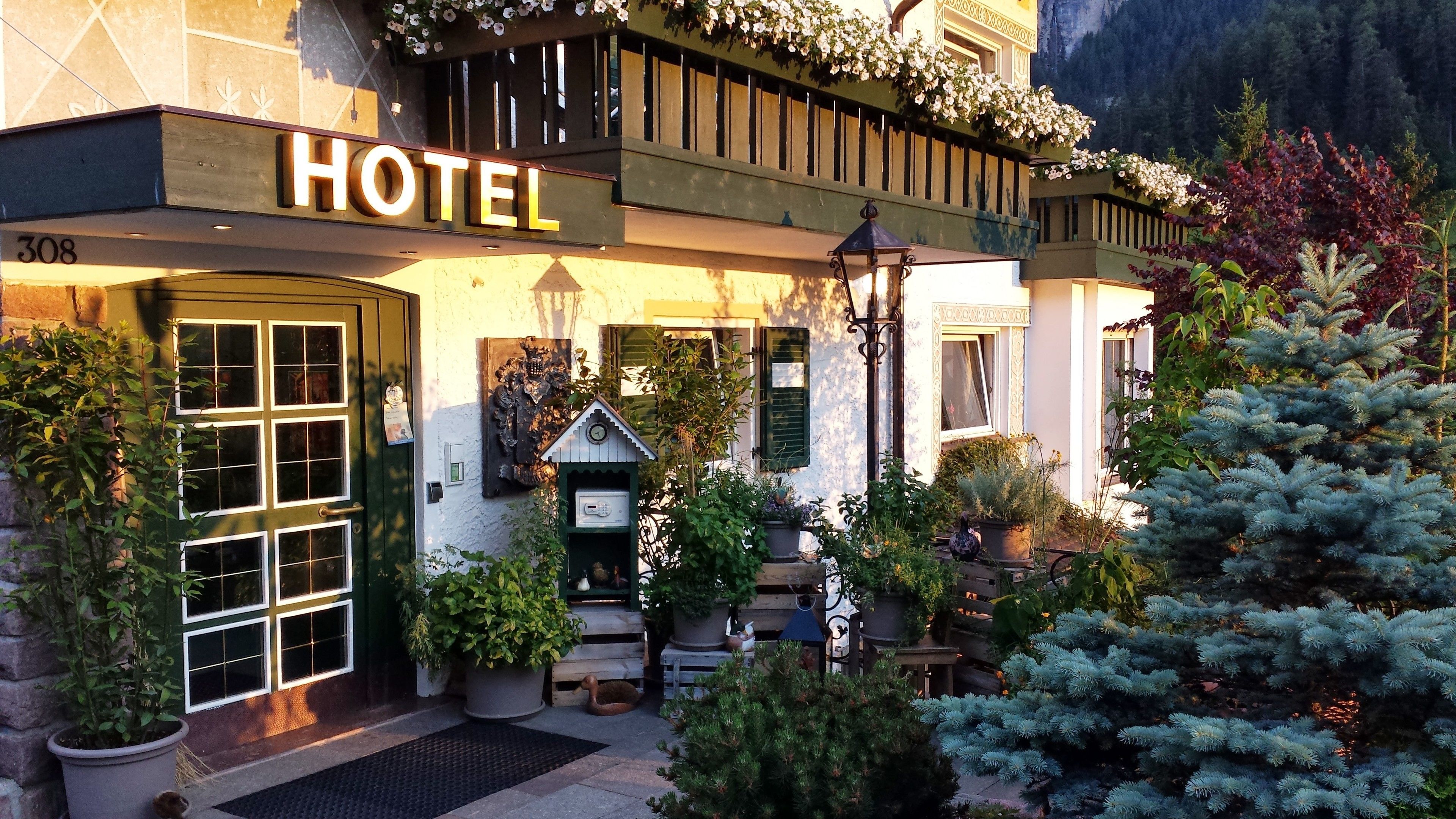 Chalet Hotel Hartmann - Adults Only in Ortisei, Italy