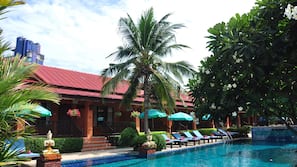 2 outdoor pools, pool umbrellas, pool loungers