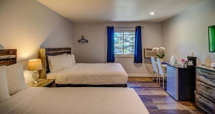 RiverWalk Inn