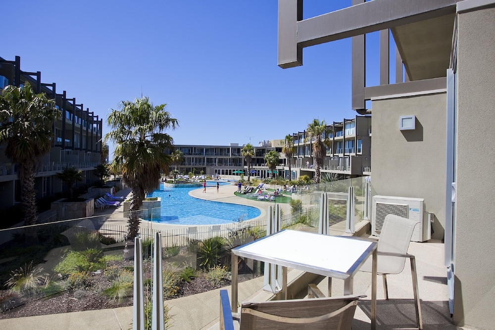 Room, Beachfront Resort Torquay