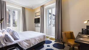 Biancheria da letto di alta qualità, copriletto in piuma, minibar