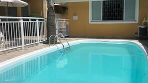 Piscina externa