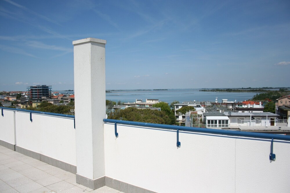 Apart Hotel Atlantic In Grado Italy Expedia