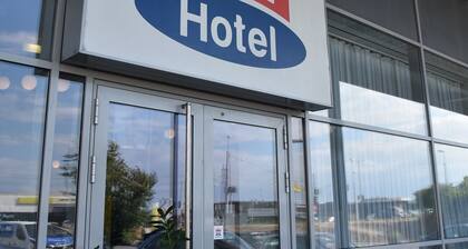 HB1 Budget Hotel - contactless check in