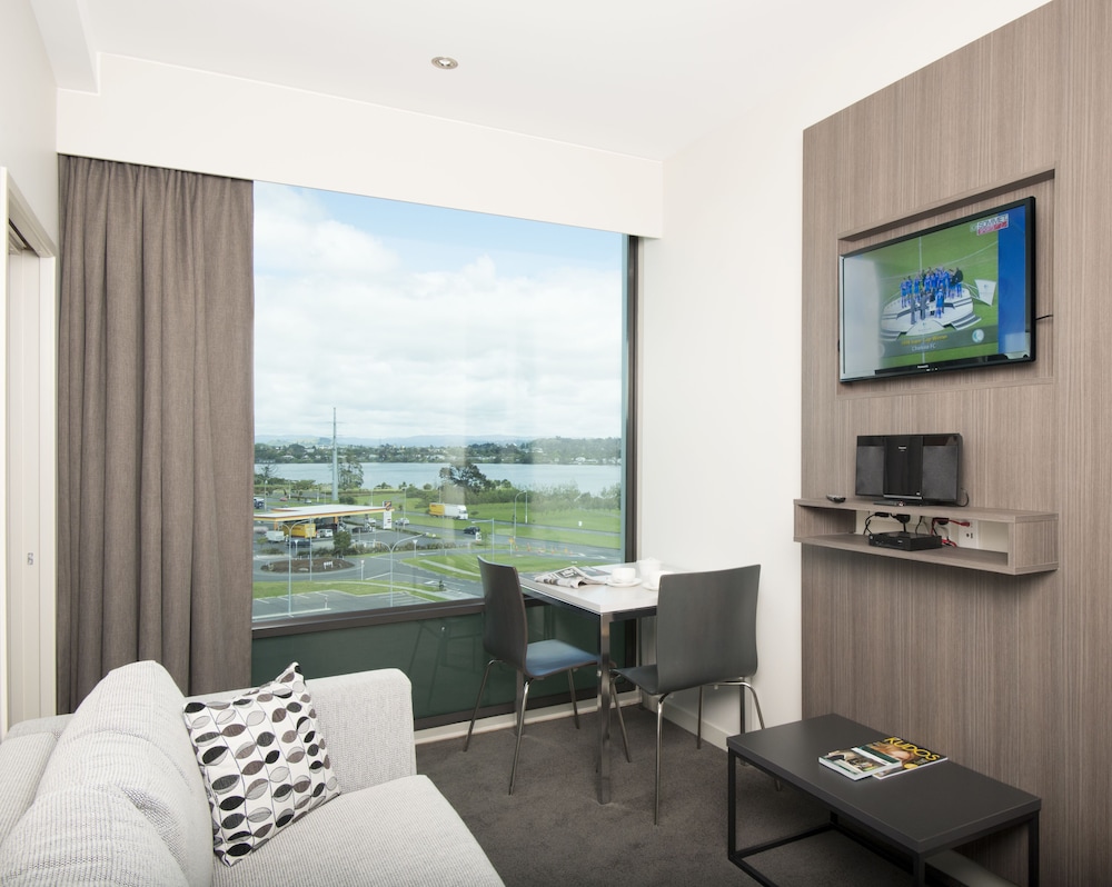 Photo - Quest Highbrook