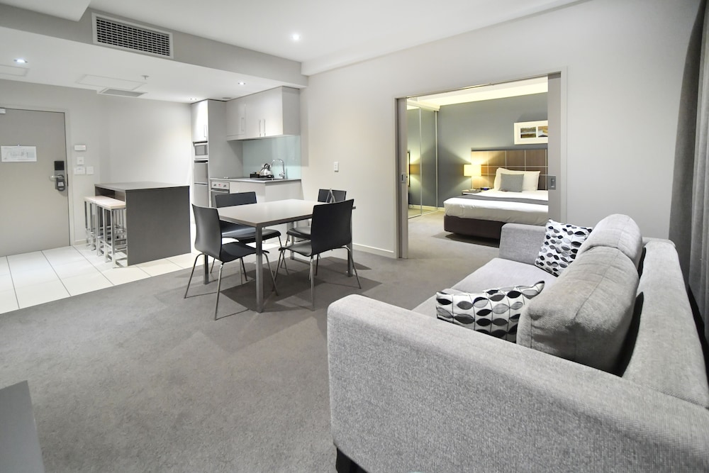 Photo - Quest Highbrook