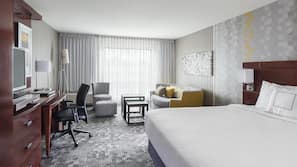 1 bedroom, pillowtop beds, desk, blackout drapes