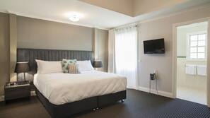 Premium bedding, individually decorated, individually furnished, desk