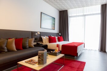 Book The Smallville Hotel Beirut Room Deals Hotwire
