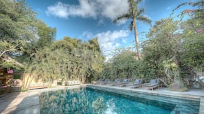 3 outdoor pools, pool umbrellas, sun loungers