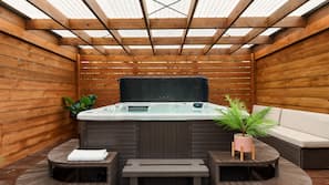 Indoor spa bath