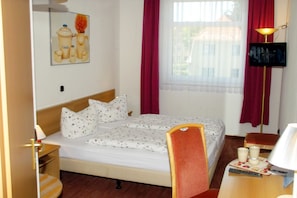 Standard Double Room | Hypo-allergenic bedding, blackout drapes, rollaway beds, free WiFi