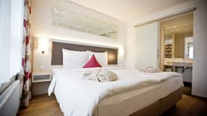 Premium bedding, in-room safe, desk, blackout curtains
