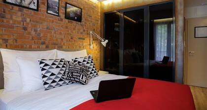 SL Industry Hotel