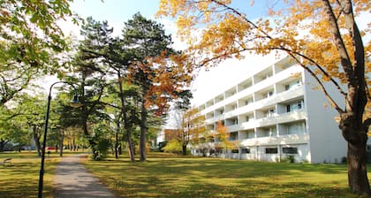 College Garden Hotel