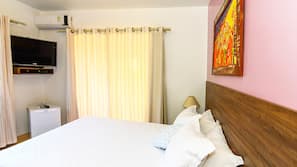 Minibar, blackout curtains, free WiFi