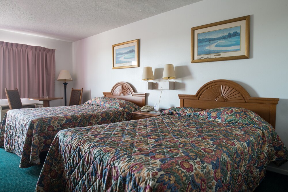 Magic Castle Inn And Suites In Orlando Hotel Rates Reviews On Orbitz