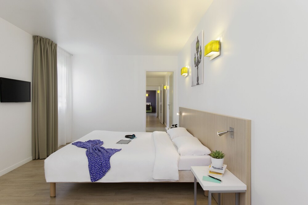 Room, Aparthotel Adagio access Paris Clichy