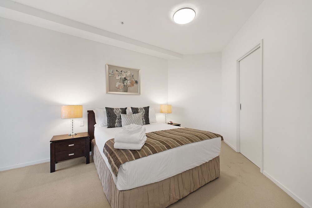 Docklands Private Collection of Apartments - NewQuay