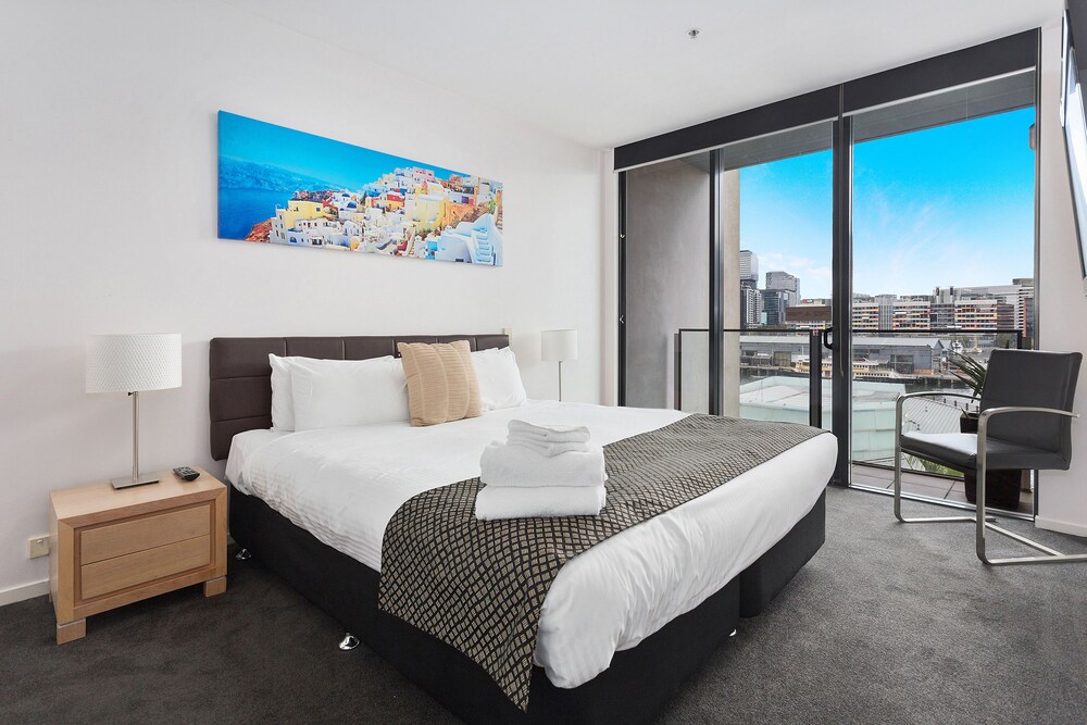 Docklands Private Collection of Apartments - NewQuay